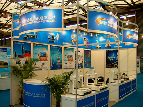 两个标展楣板加高示意图